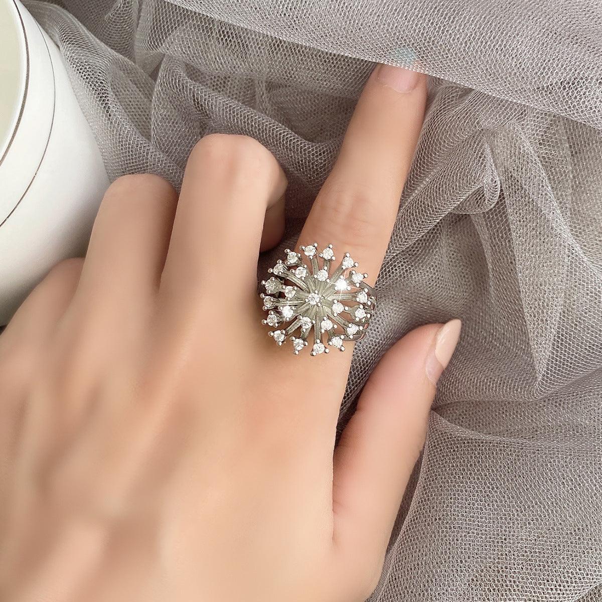 Glittering Zircon Ring - zuzumia