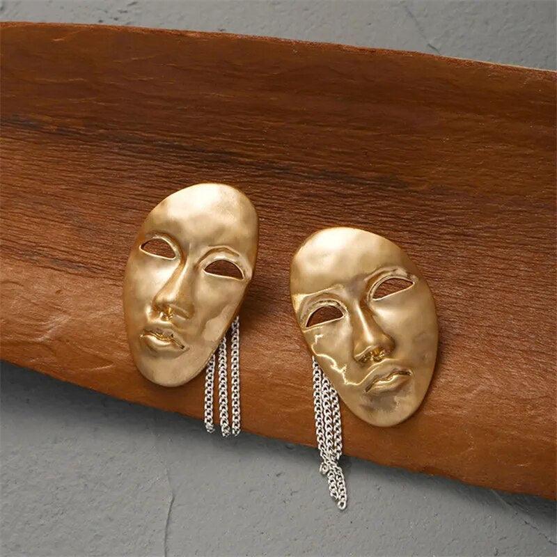 Hyperbole Portrait Tassel Earrings - zuzumia