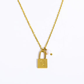 Initial Letter Lock Pearl Necklace - zuzumia