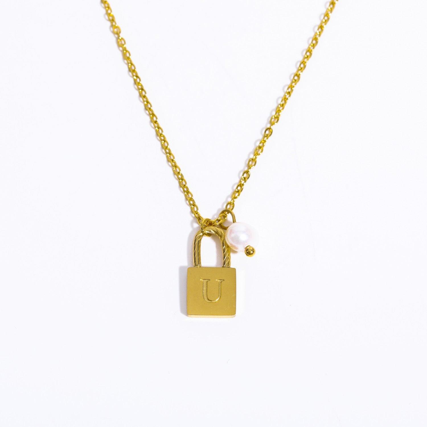 Initial Letter Lock Pearl Necklace - zuzumia