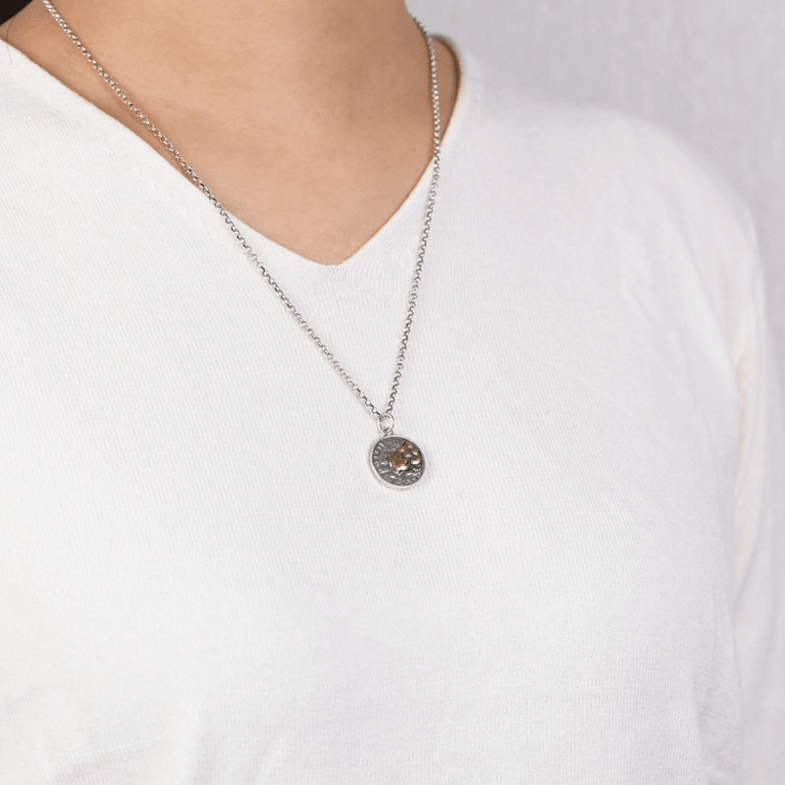 Cat Wandering Pendant Necklace - zuzumia