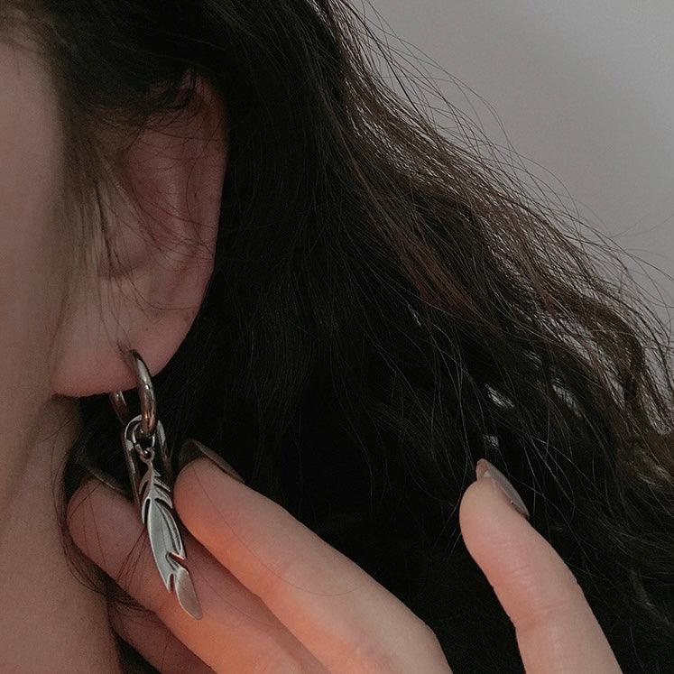 Feather Punk Earrings - zuzumia