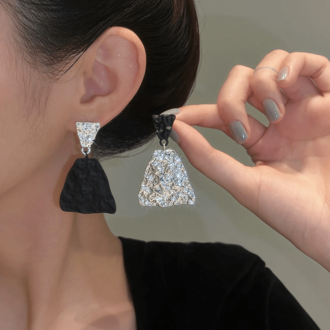 Black And White Colorblock Earrings - zuzumia