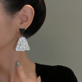 Black And White Colorblock Earrings - zuzumia