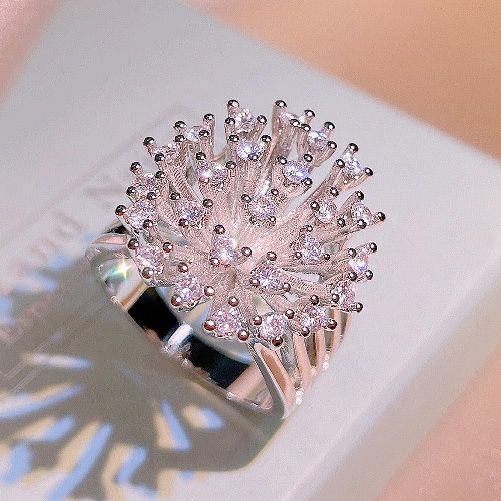 Glittering Zircon Ring - zuzumia