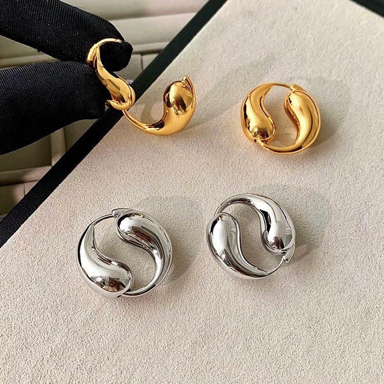 Chunky Hoop Earrings - zuzumia