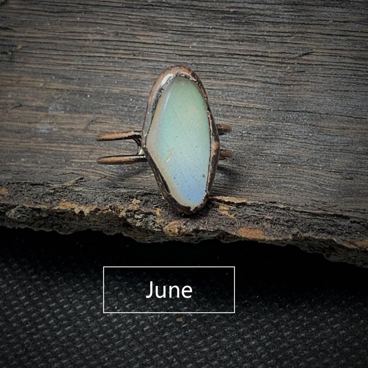 Raw Gem Birthstone Ring - zuzumia