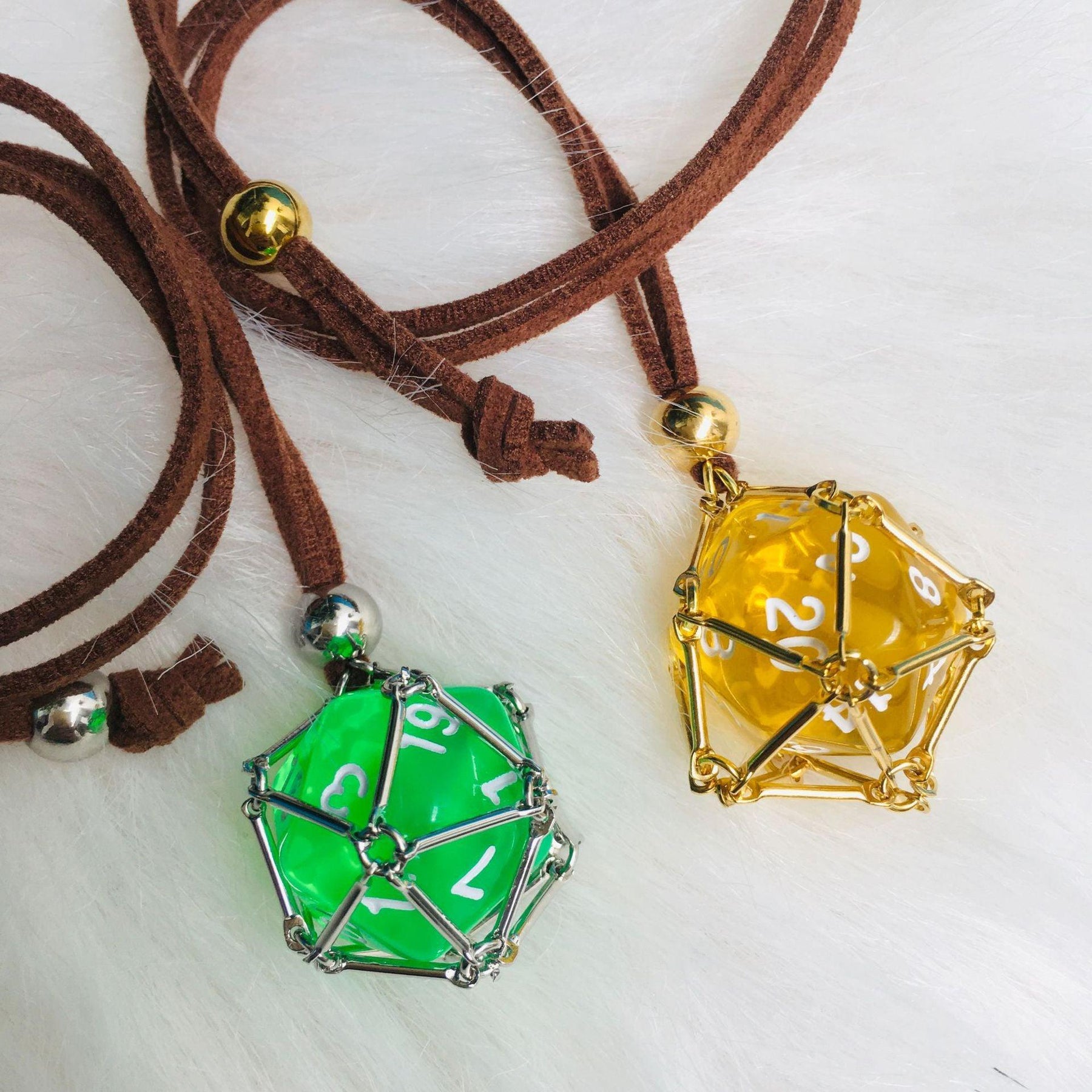 Removable Geometric D20 Dice Holder Necklace - zuzumia