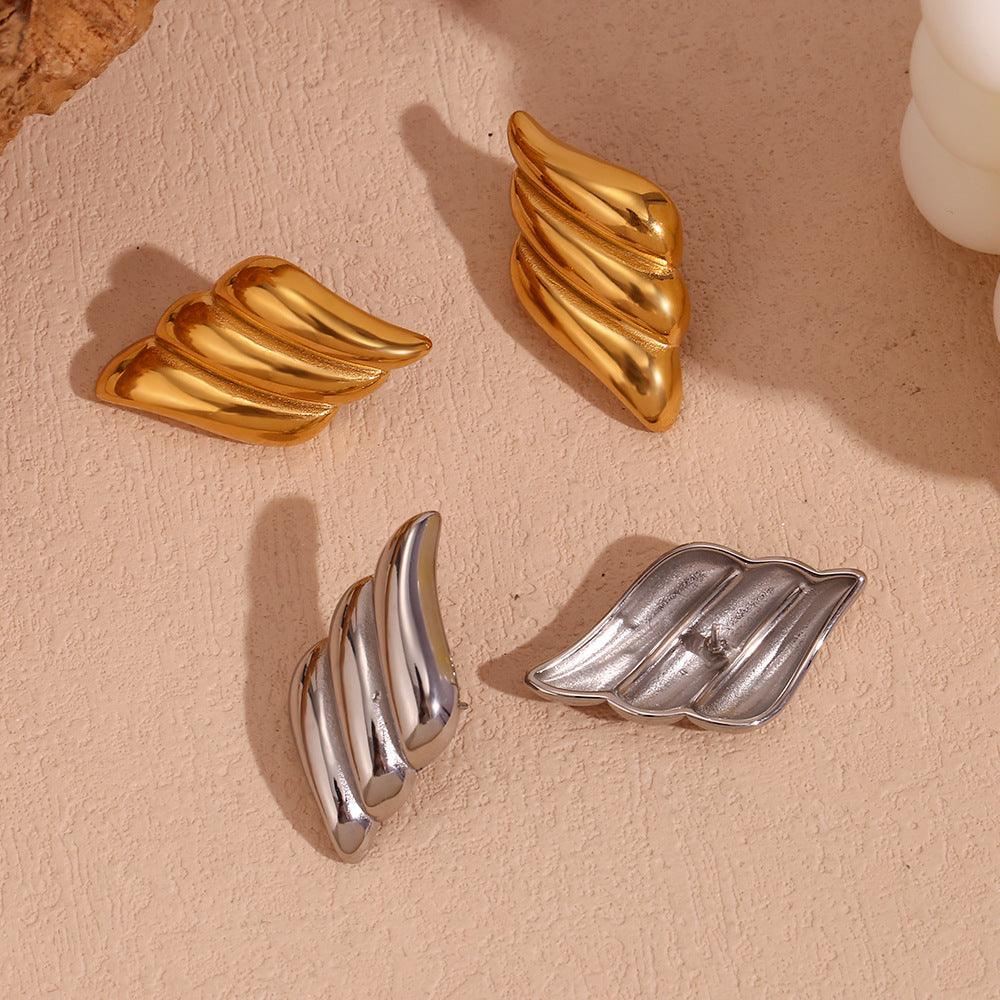 Wings of Angel Stud Earrings - zuzumia