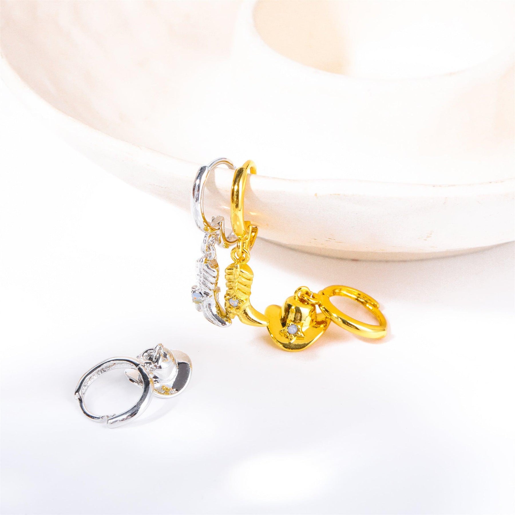 Cowboy Hoop Earrings - zuzumia