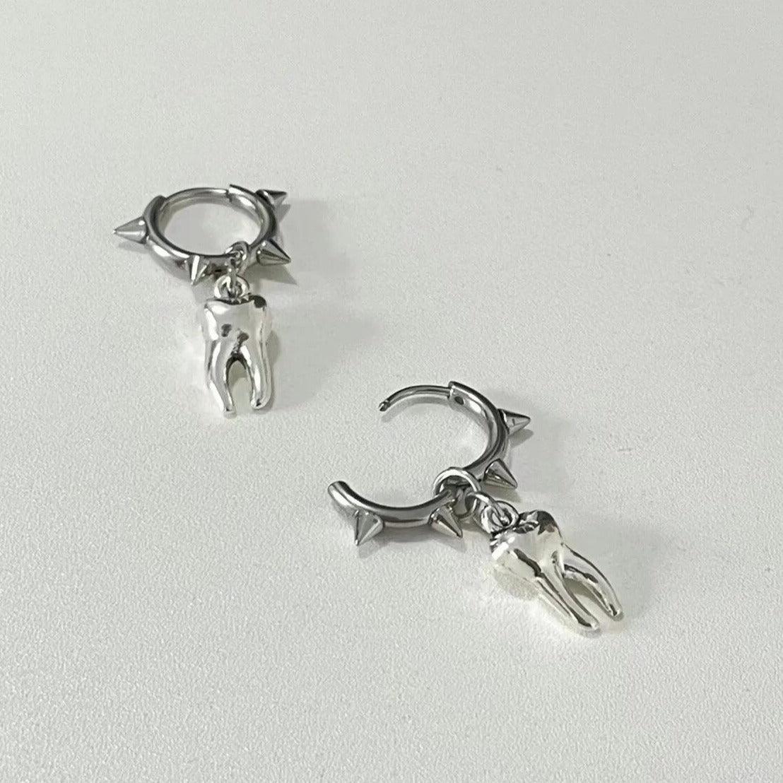 Gothic Tooth Earrings - zuzumia