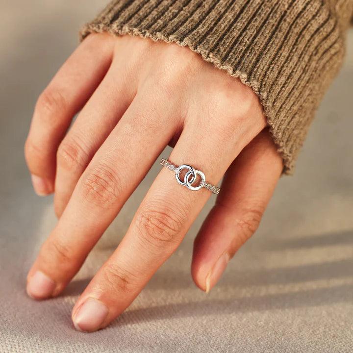 Mother & Daughter Forever Linked Ring