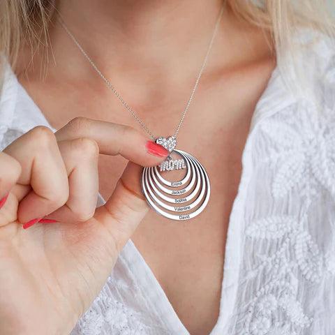 Personalized Family Stacked Circles Necklace - zuzumia