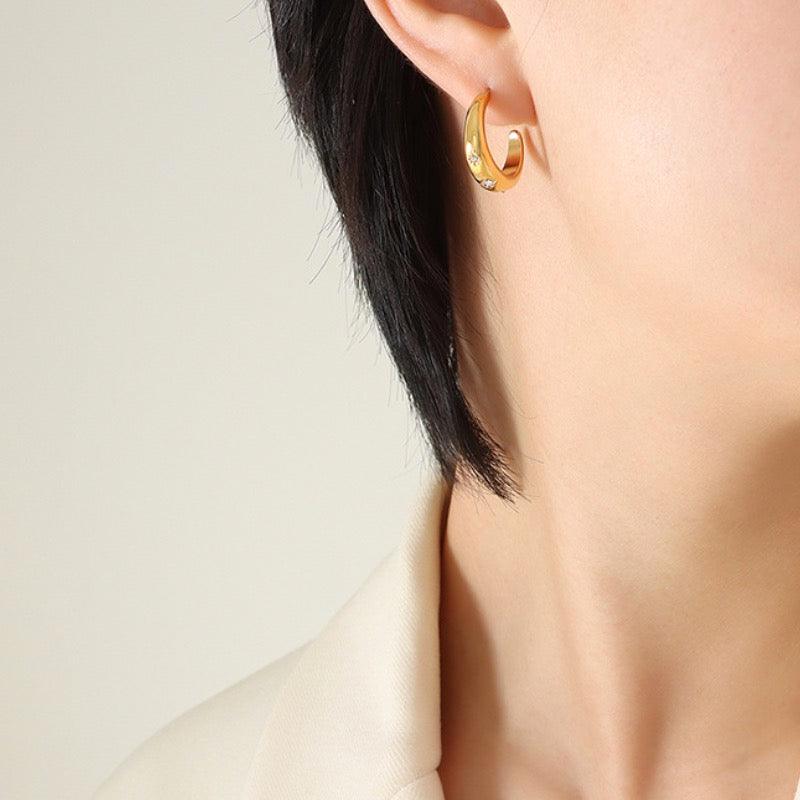 Zircon C-shaped Hoop Earrings - zuzumia