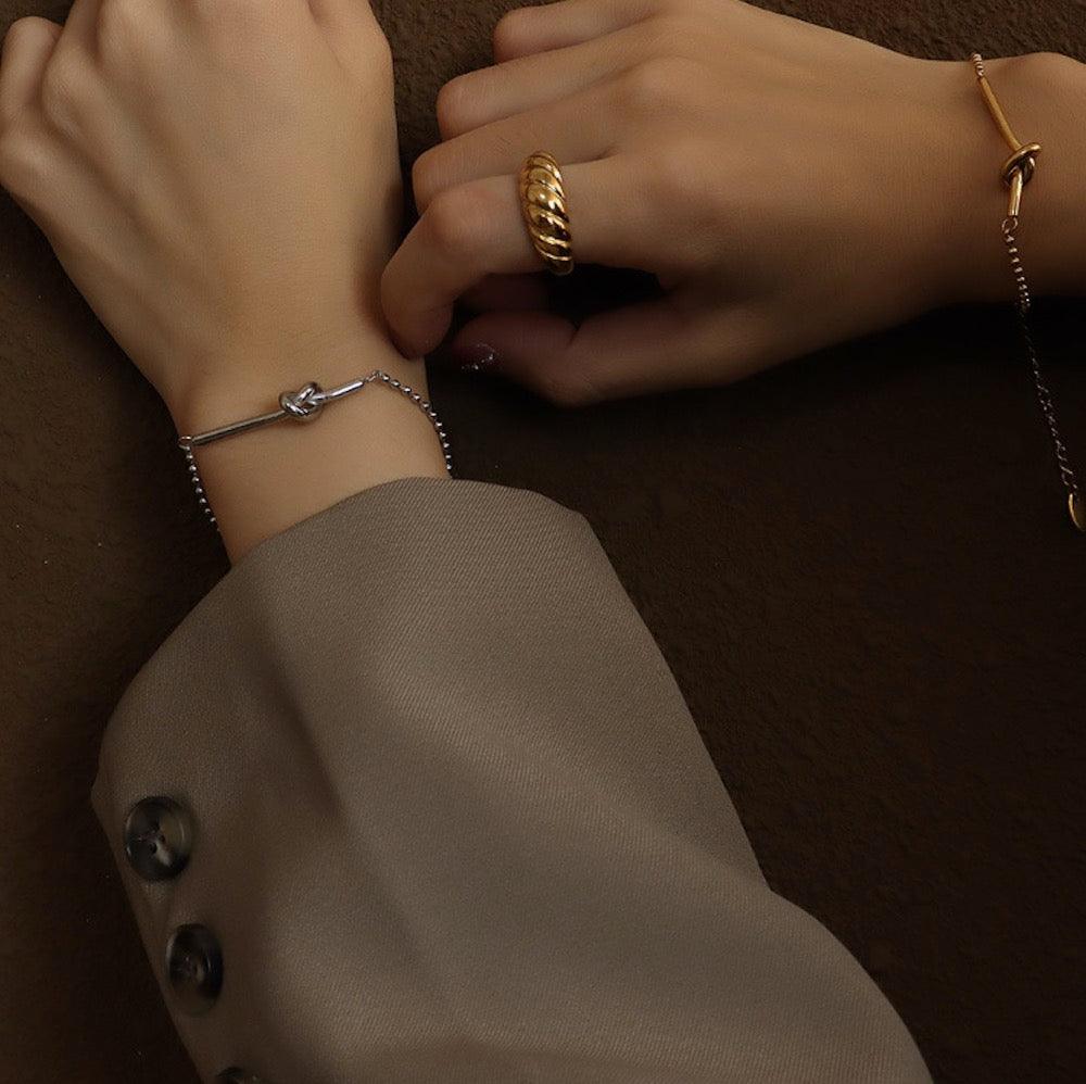 Tie A Knot Bracelet - zuzumia