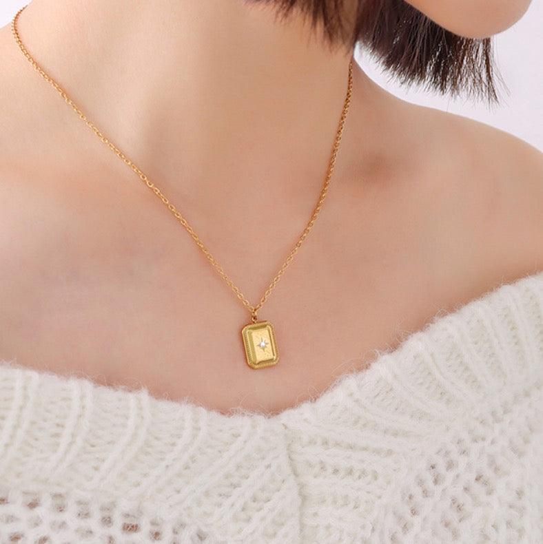 Geometric Pendant Necklace - zuzumia