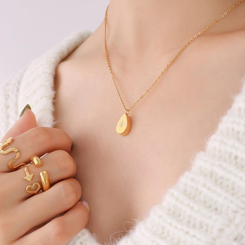 Geometric Pendant Necklace - zuzumia