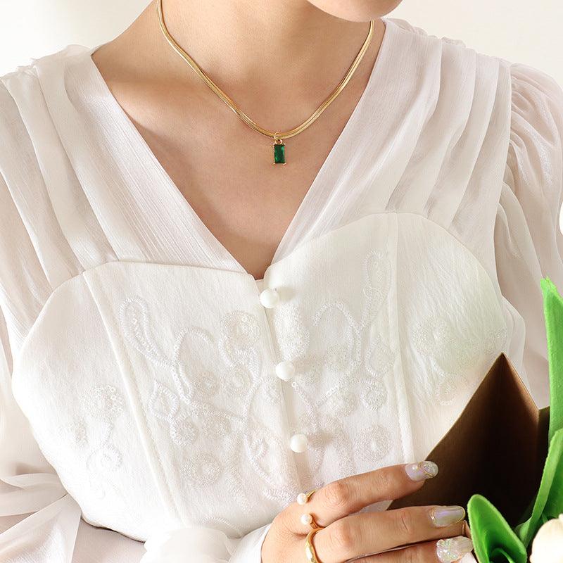 Emerald Zircon Stone Pendant Necklace - zuzumia