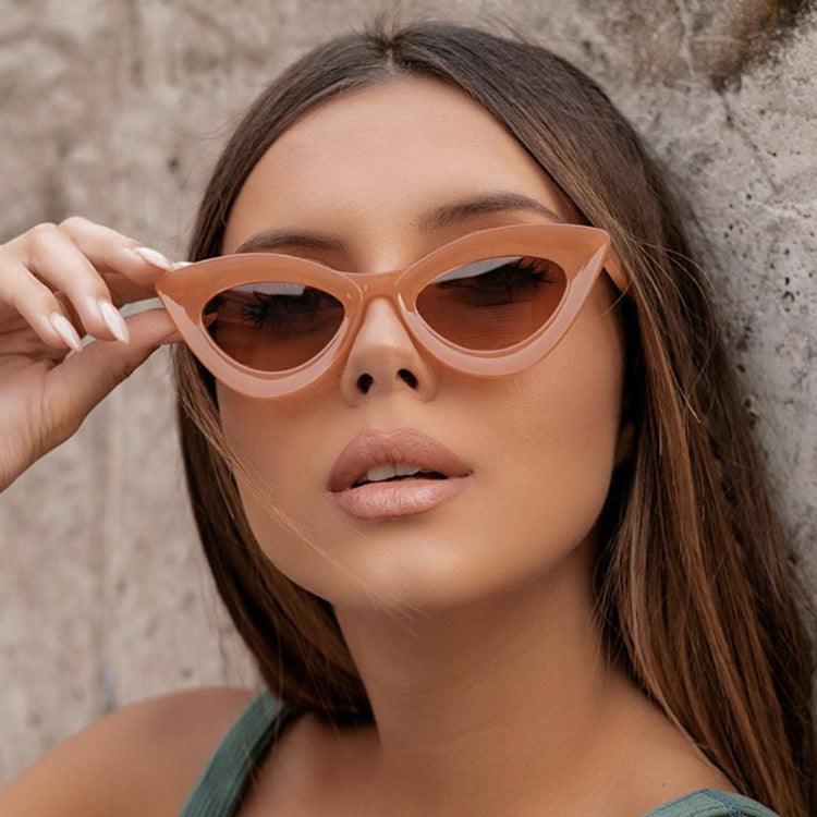 Vintage Cat Eye Women's Sunglasses - zuzumia