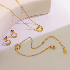 Smiley Face Necklace Bracelet Earrings Set - zuzumia