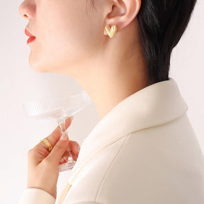 Heart Stud Earrings - zuzumia