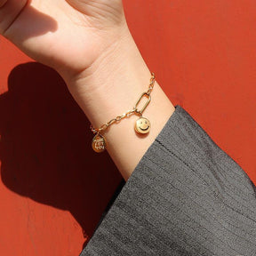 Smiley Face Bracelet - zuzumia