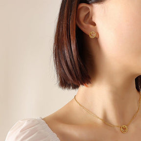 Smiley Face Necklace Bracelet Earrings Set - zuzumia