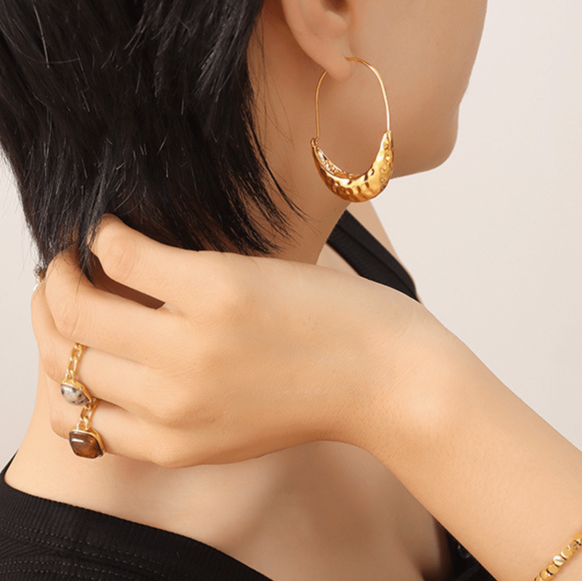 Boat Embossed Ear Buckle Earring - zuzumia