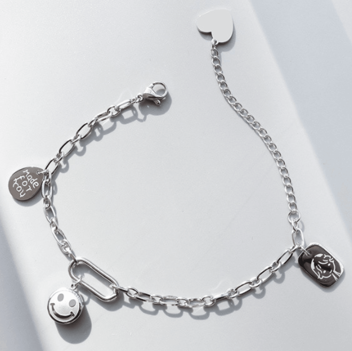 Smiley Face Bracelet - zuzumia