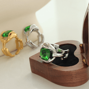 Delicate Sparkling Emerald Crystal Stone Ring